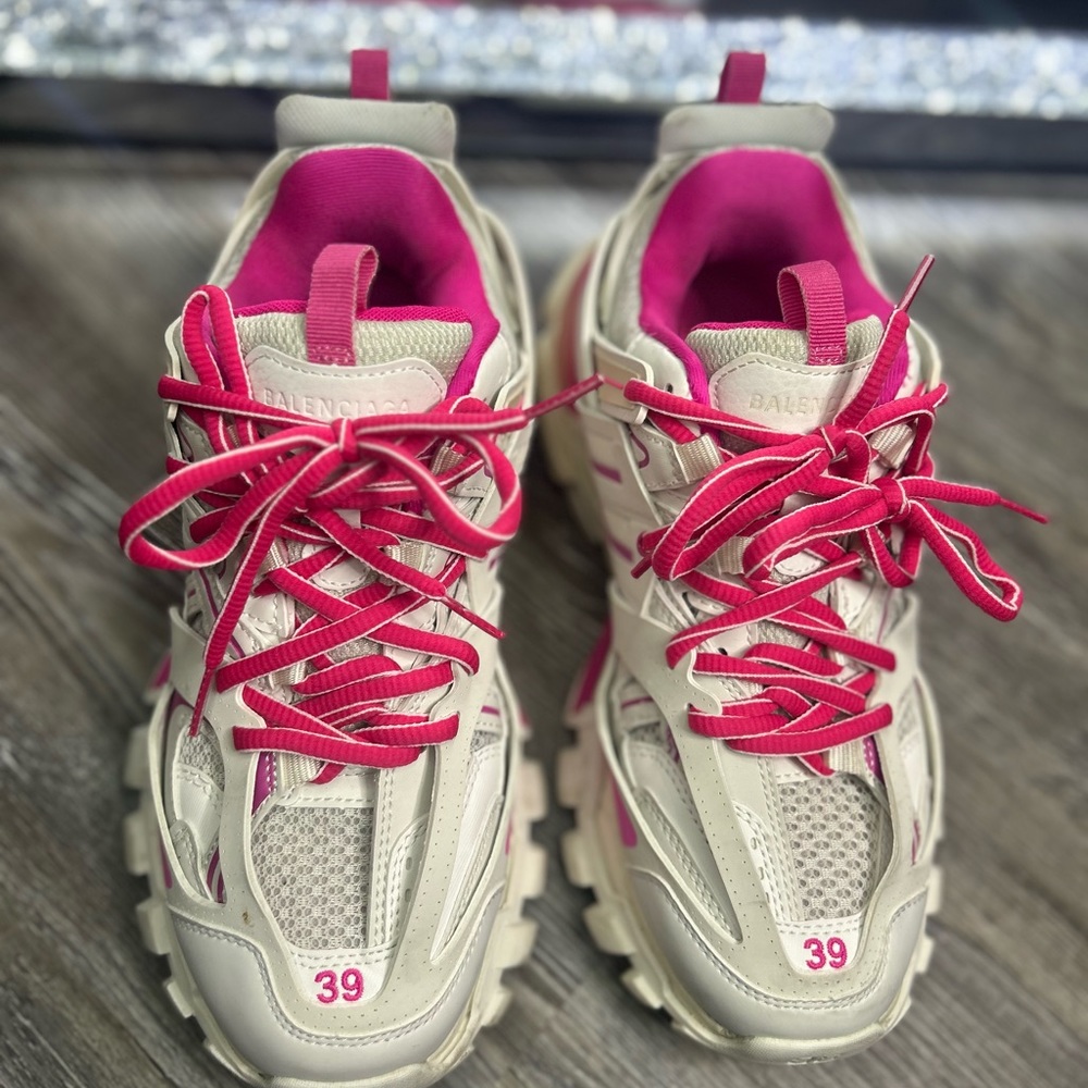 Balenciaga Pink and White Sneakers - Picture 2 of 3